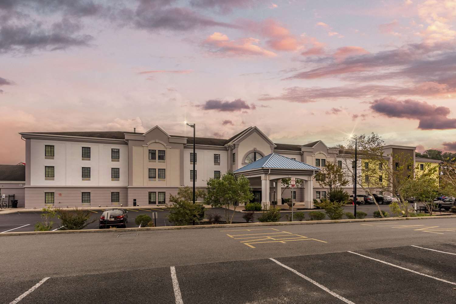 Comfort Suites Ocean City West 44/46
