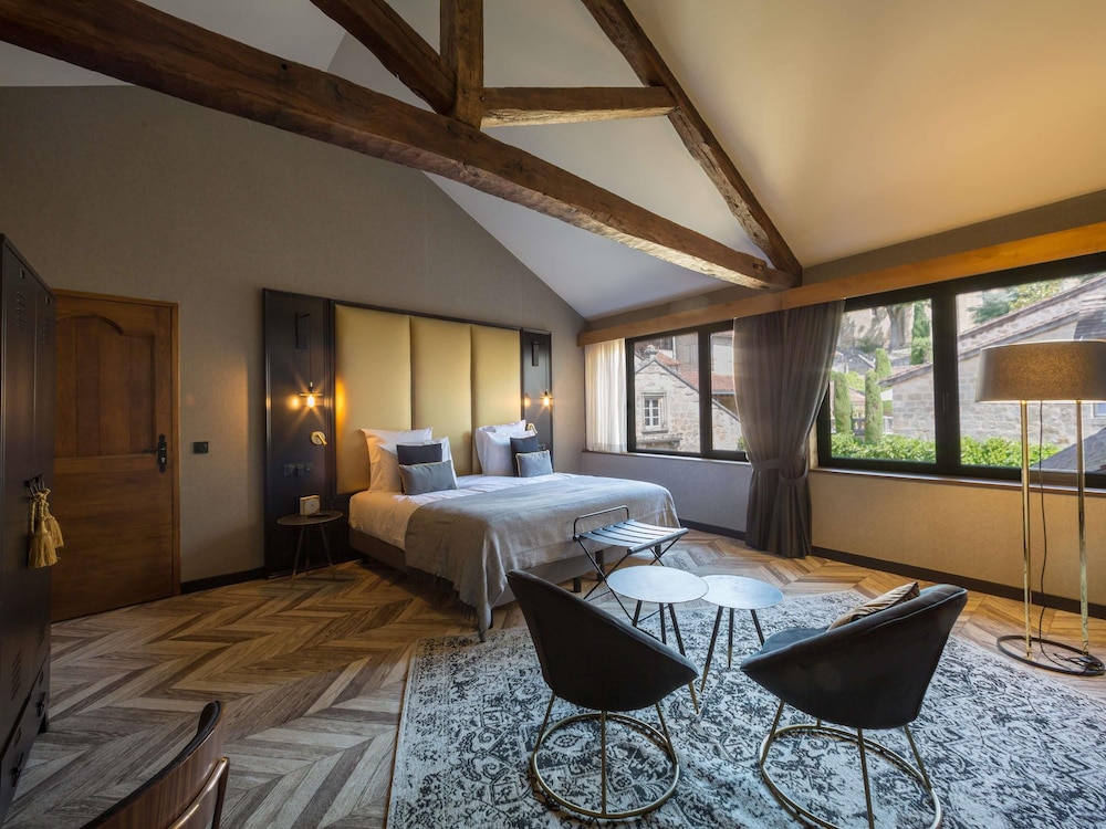 Mercure Figeac Viguier Du Roy 25/63