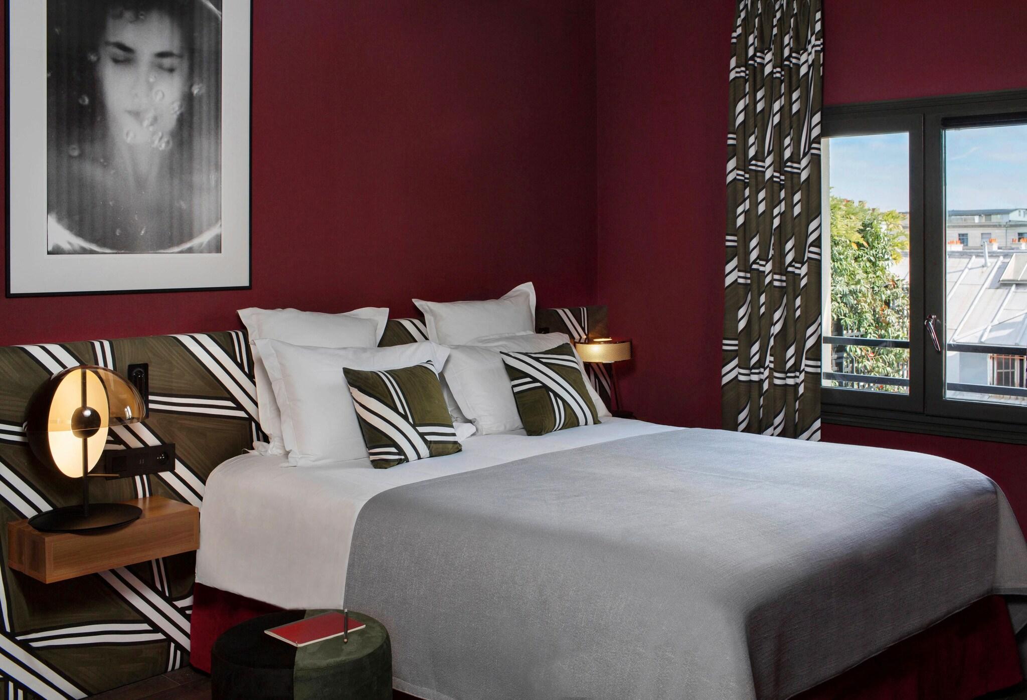 STANDARD, DOUBLE BED