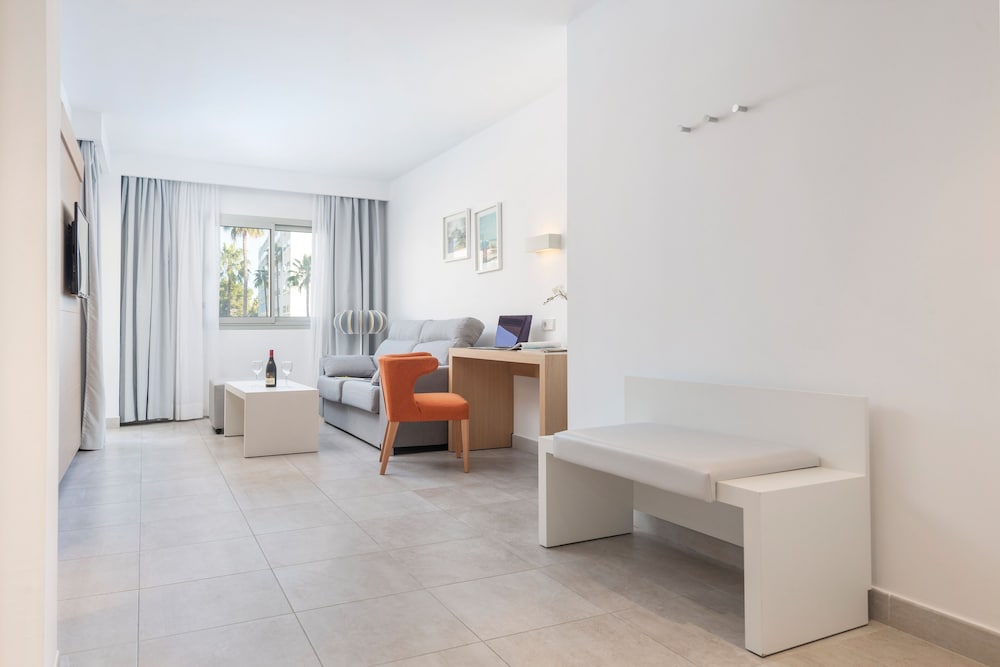 Trendhotel Alcudia 46/77