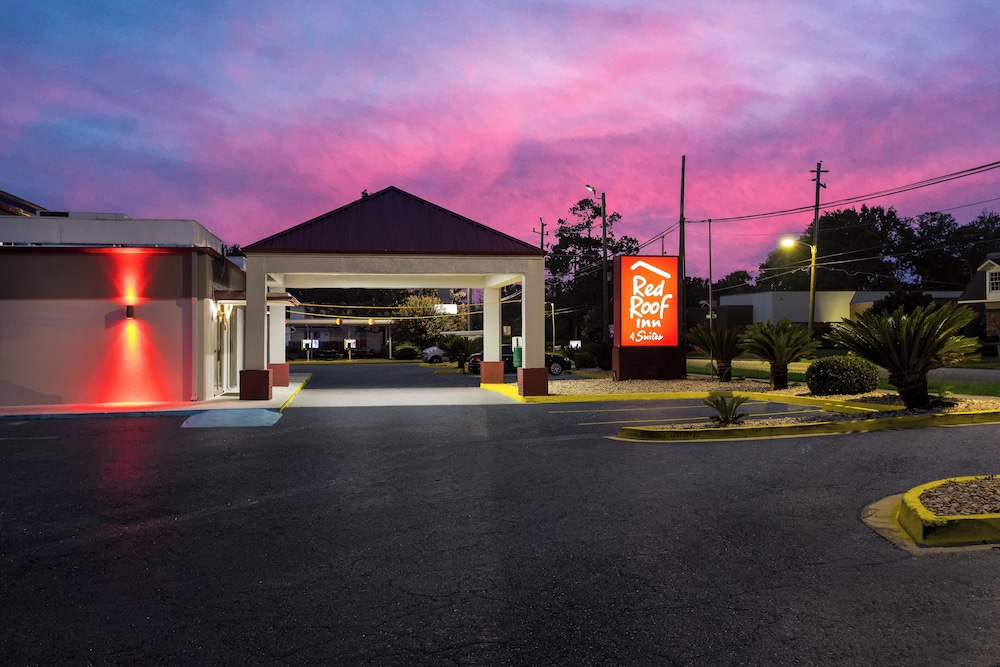 Red Roof Inn & Suites Statesboro - University 6/45
