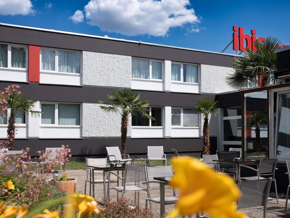 Ibis 3 Lacs Neuchatel 9/50