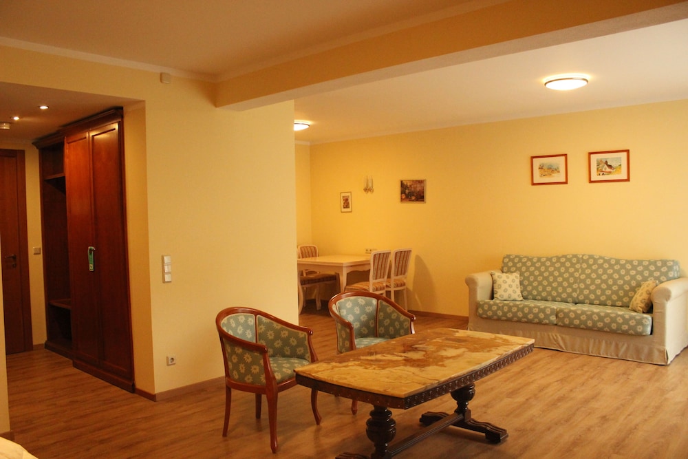 Hotel Barenstuberl 42/65