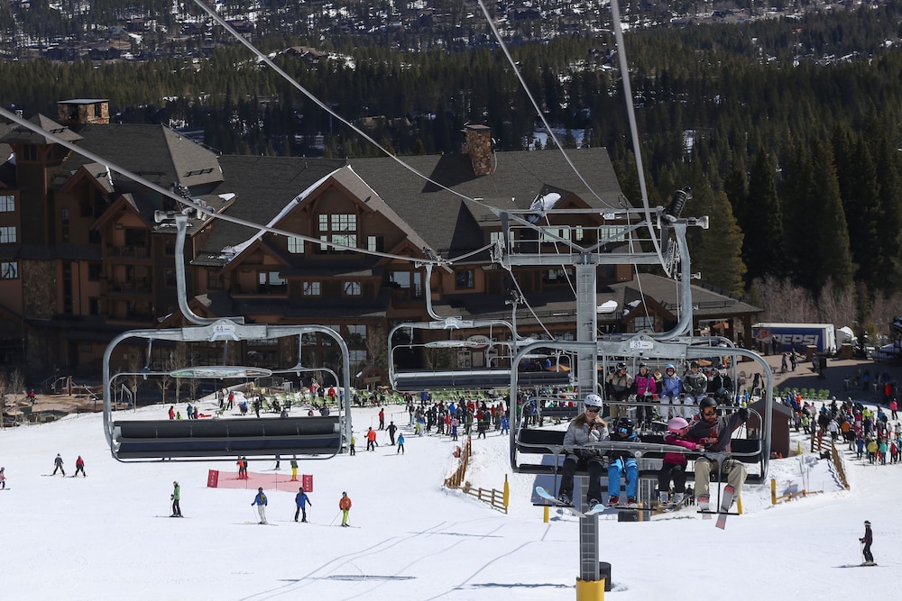 Grand Lodge on Peak 7 28/41