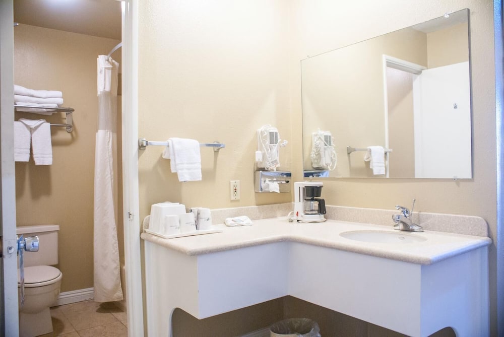 Sol Springs Inn 26/50