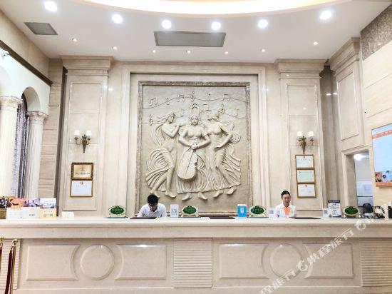 Lvzhou Meijing International Hotel 2/18