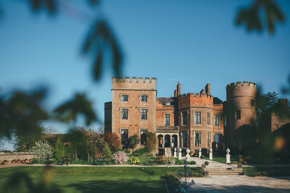 Rowton Castle Hotel 47/50