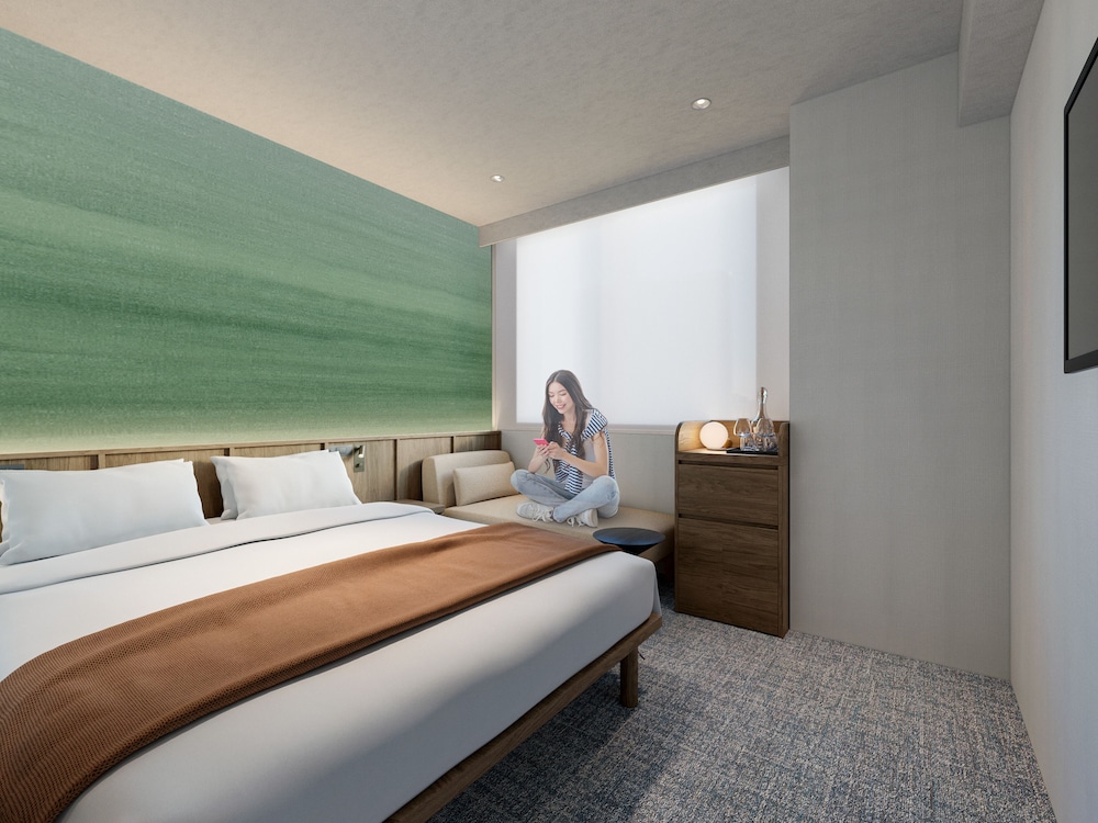 Superior, Queen Bed, Premium Floor