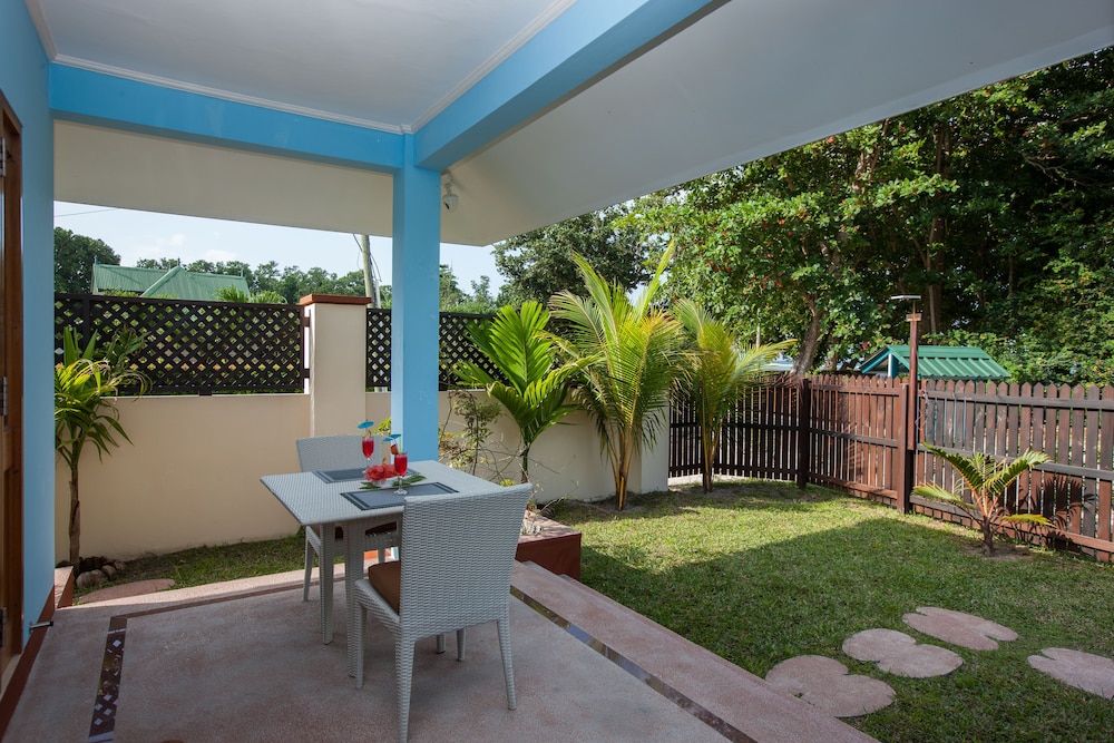 Le Relax Self Catering Apartment 33/35
