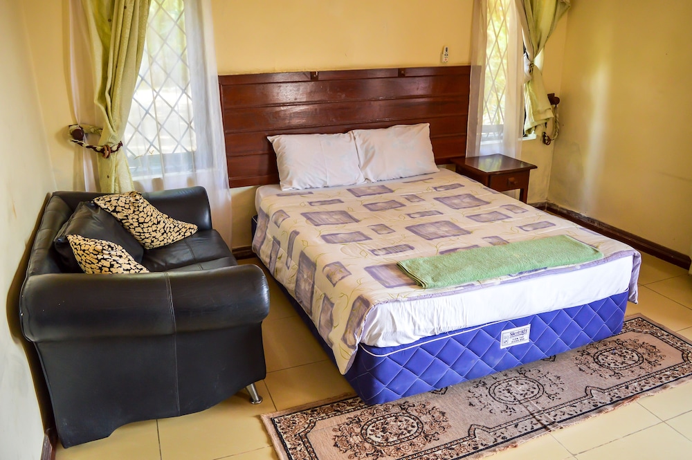 2 BEDROOMS, APARTMENT