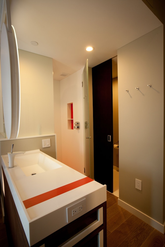 NobleDen Hotel 20/57