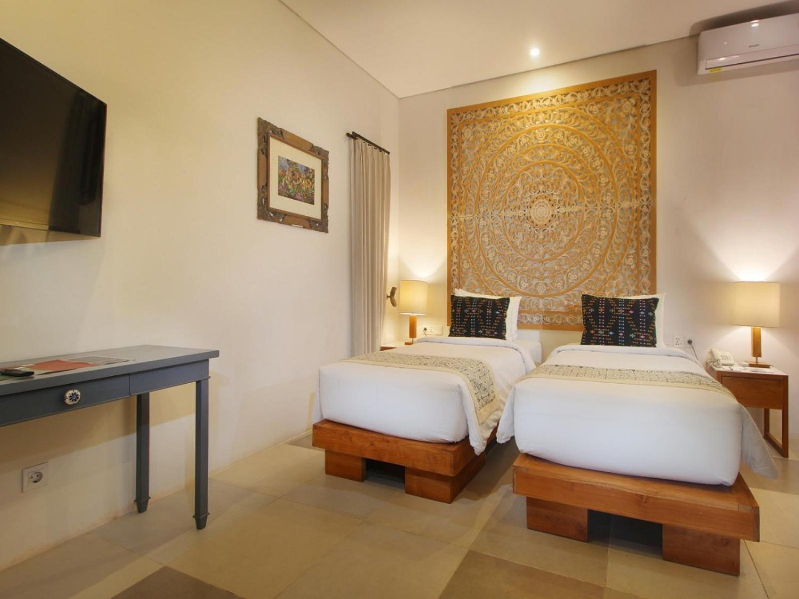 2 Bedrooms, Pool, Villa, Lounge Access