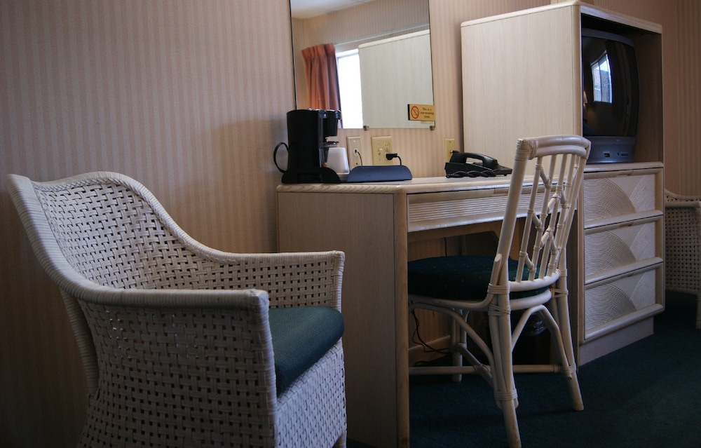 Meadow Court Inn 39/52