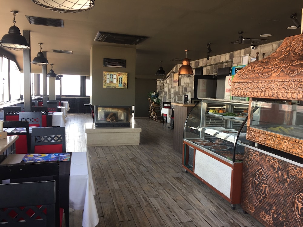 Rivada Otel 39/40