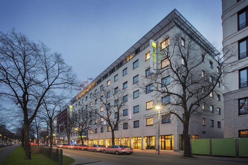 HOLIDAY INN EXPRESS BERLIN CITY CENTRE in BERLIN