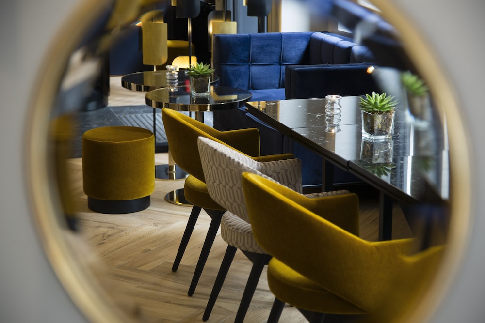 Le 10 Bis Hotel 50/65