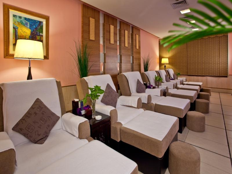 Chinflux Mandarin Hotel 40/44