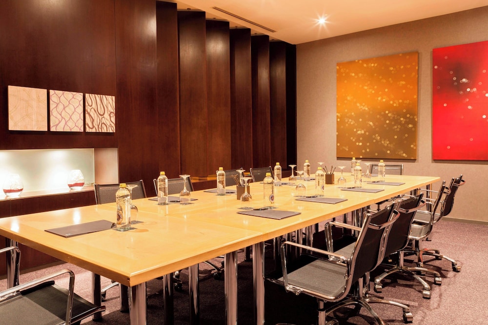 Ac Hotel By Marriott Zamora 39/50