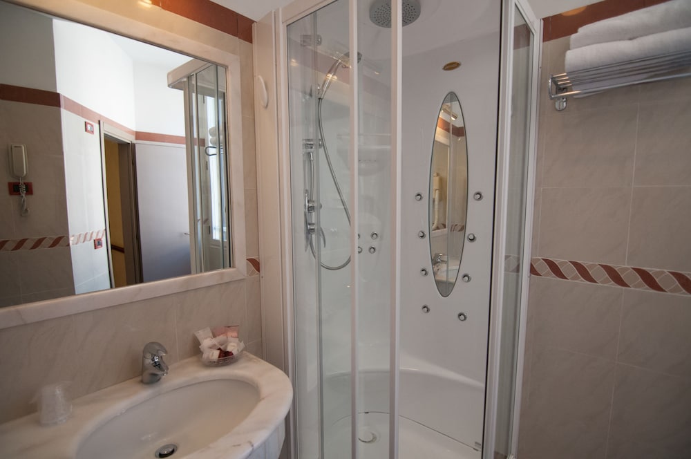 Hotel Palladium Palace 25/76