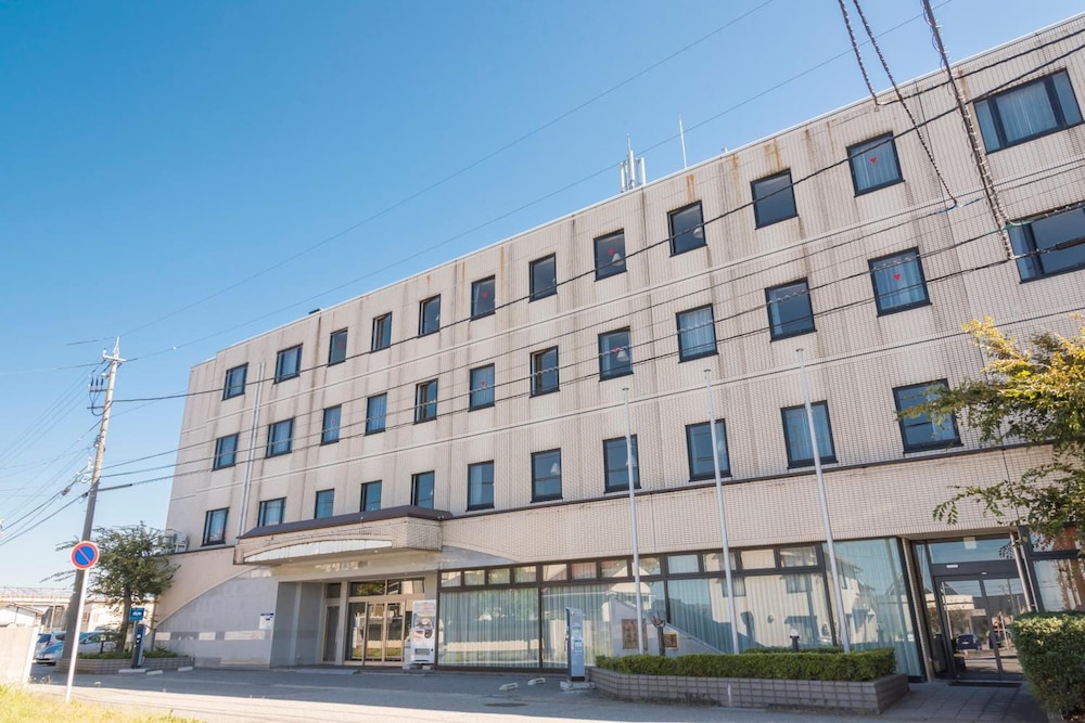 Sky Hotel Namerikawa 3/44