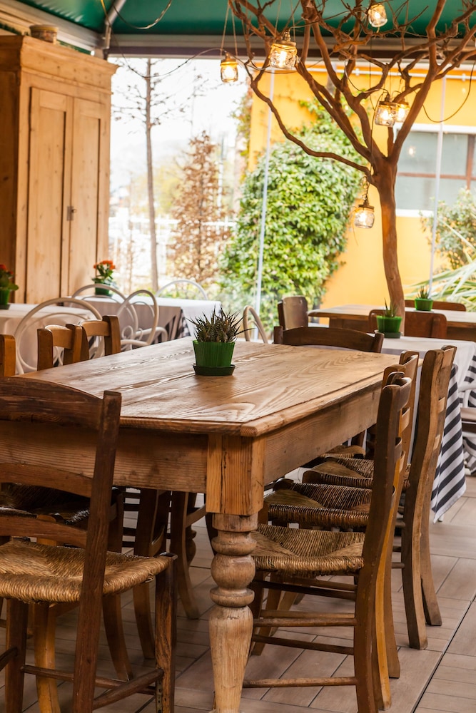 Bardolino Hotel 31/41
