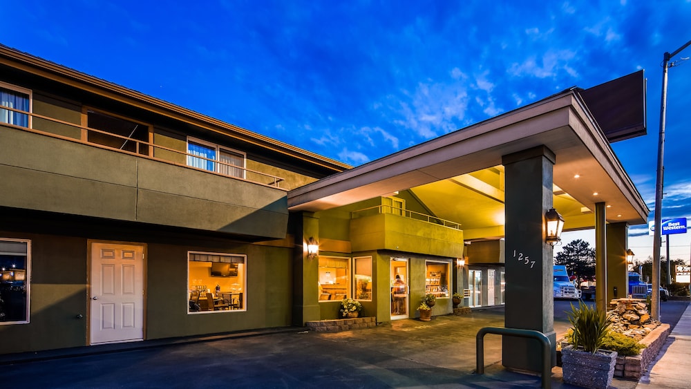 RiverTree Inn 1/27