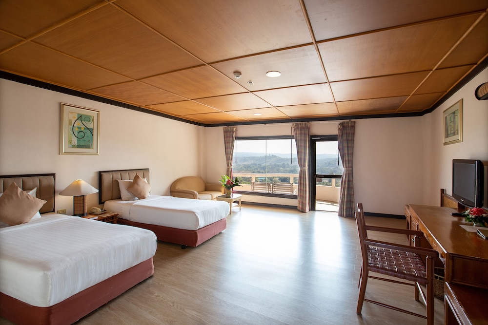 Imperial Phukaew Hill Resort 25/67
