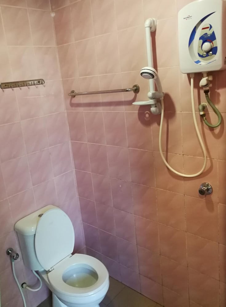 Hotel Seri Nilai 48/52
