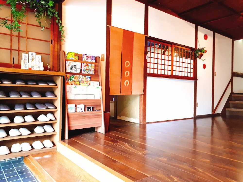 Yufuin Ryokan Okaeri 4/25