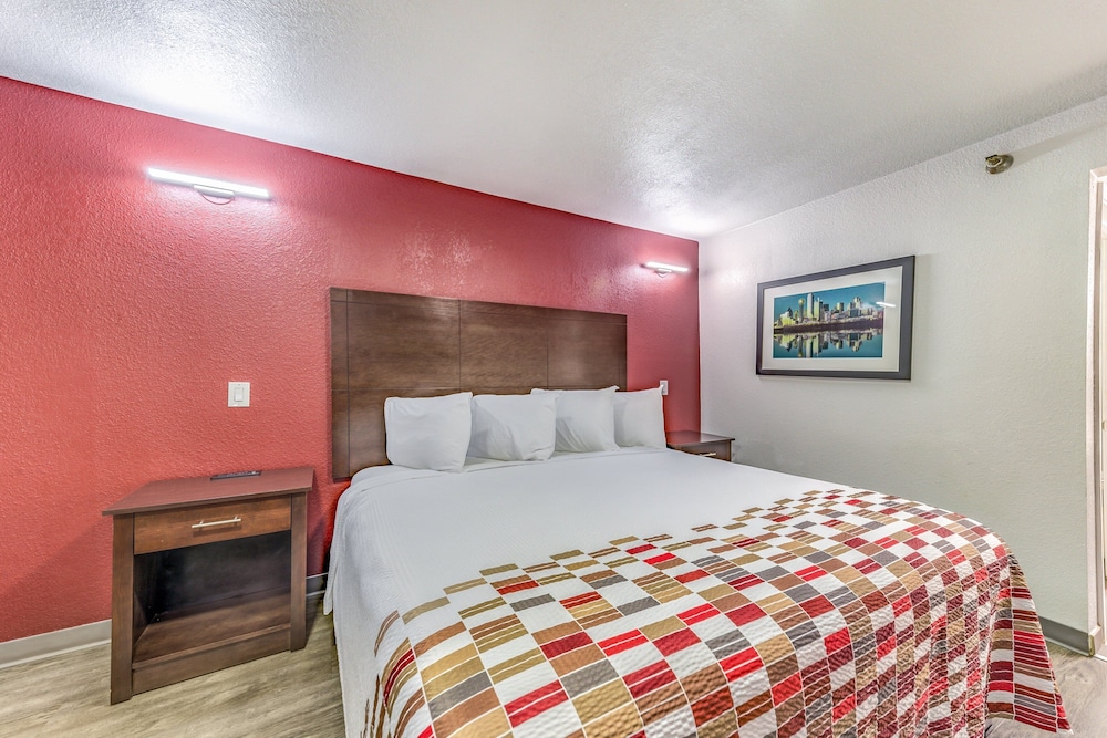 Red Roof Inn Dallas - Mesquite/ Fair Park NE 15/36