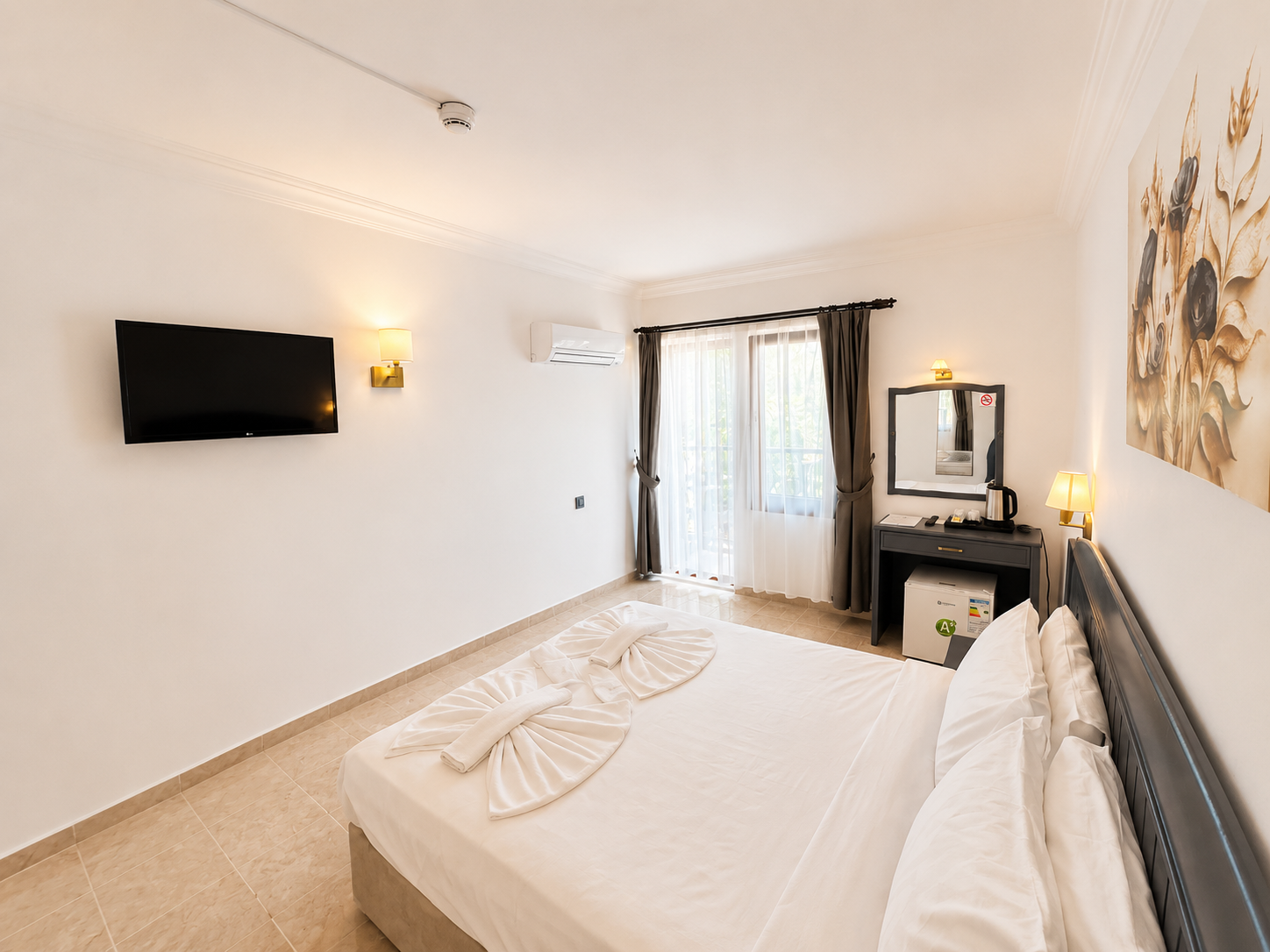 Room, Double Bed