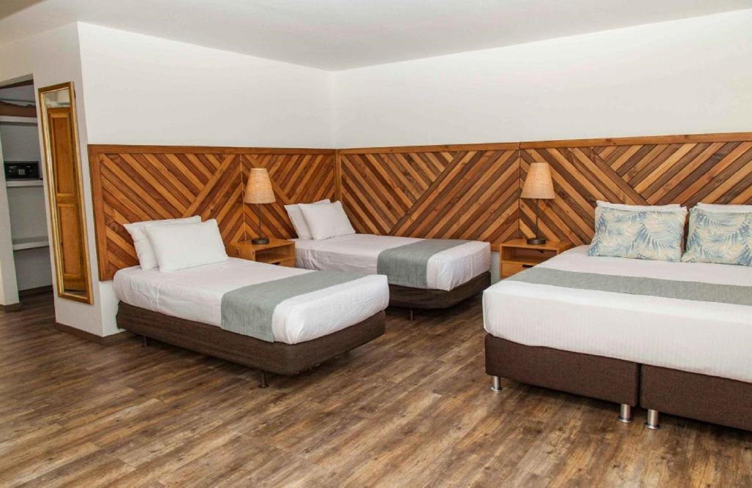 Standard, Triple, Sea View, Balcony or Terrace