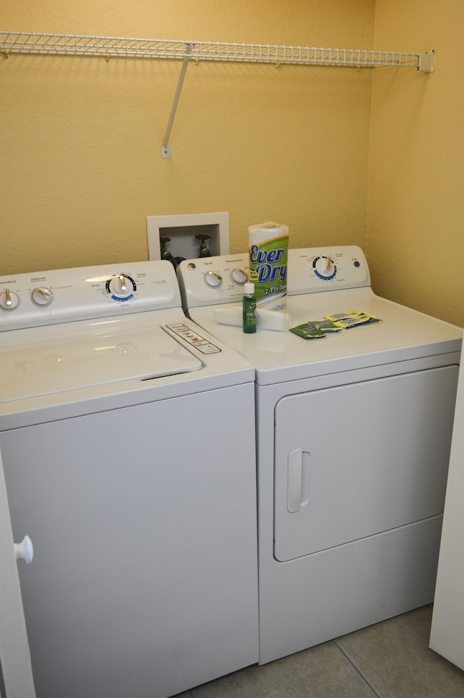 Beautiful Condo Near Universal Studios 31/50