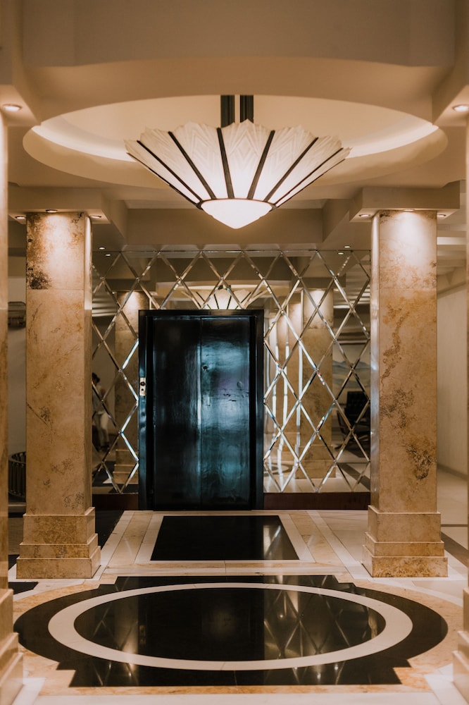 Hotel Leon 37/57