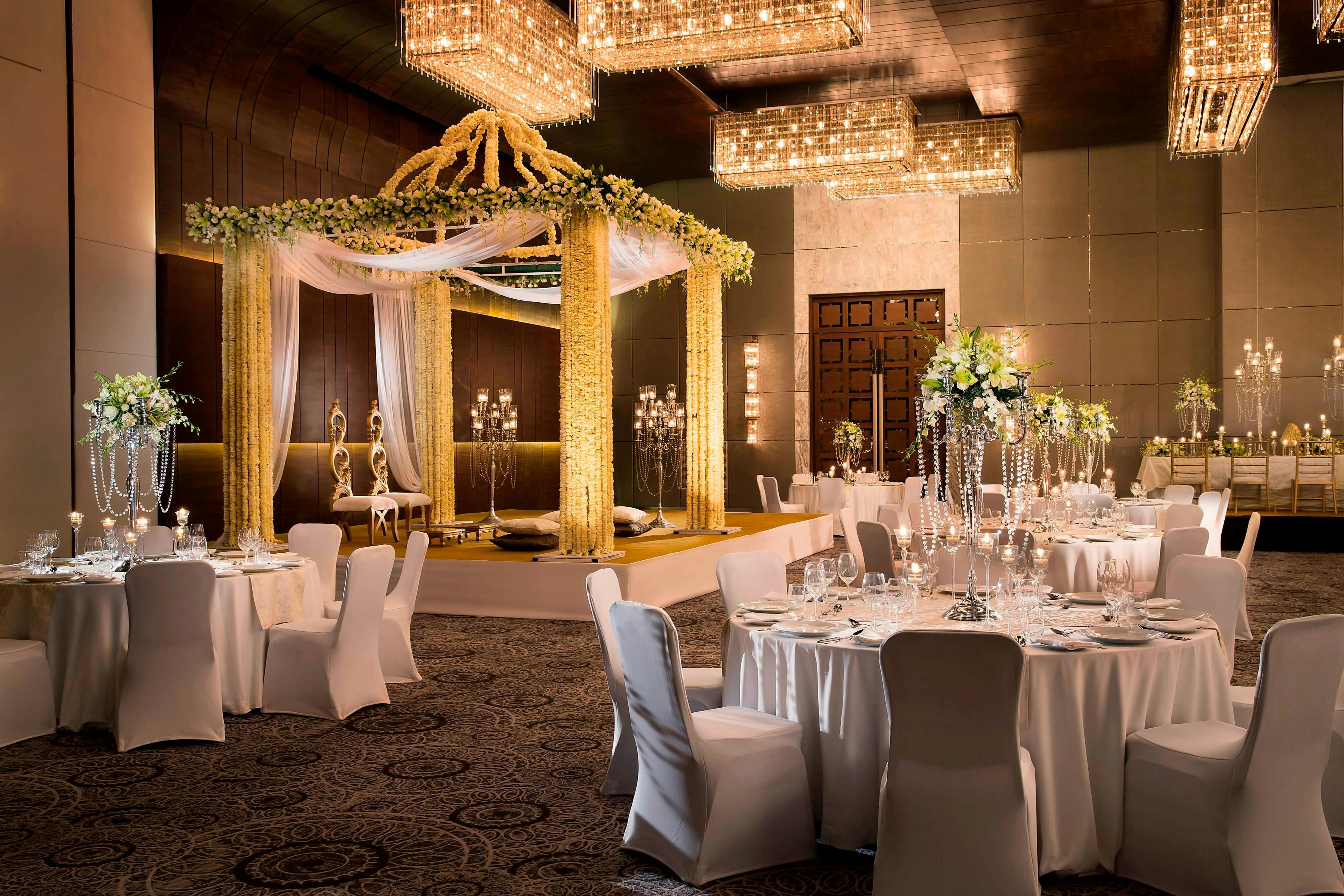 JW MARRIOTT HOTEL NEW DELHI AEROCITY 31/37