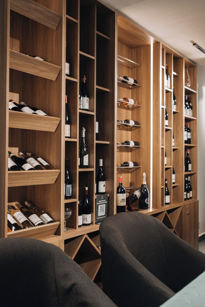 Suite Home Boutique Hotel 39/60