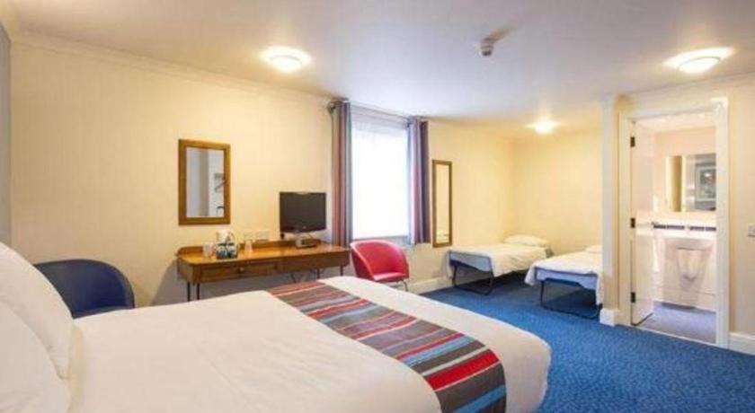Travelodge Northampton Wootton 13/19