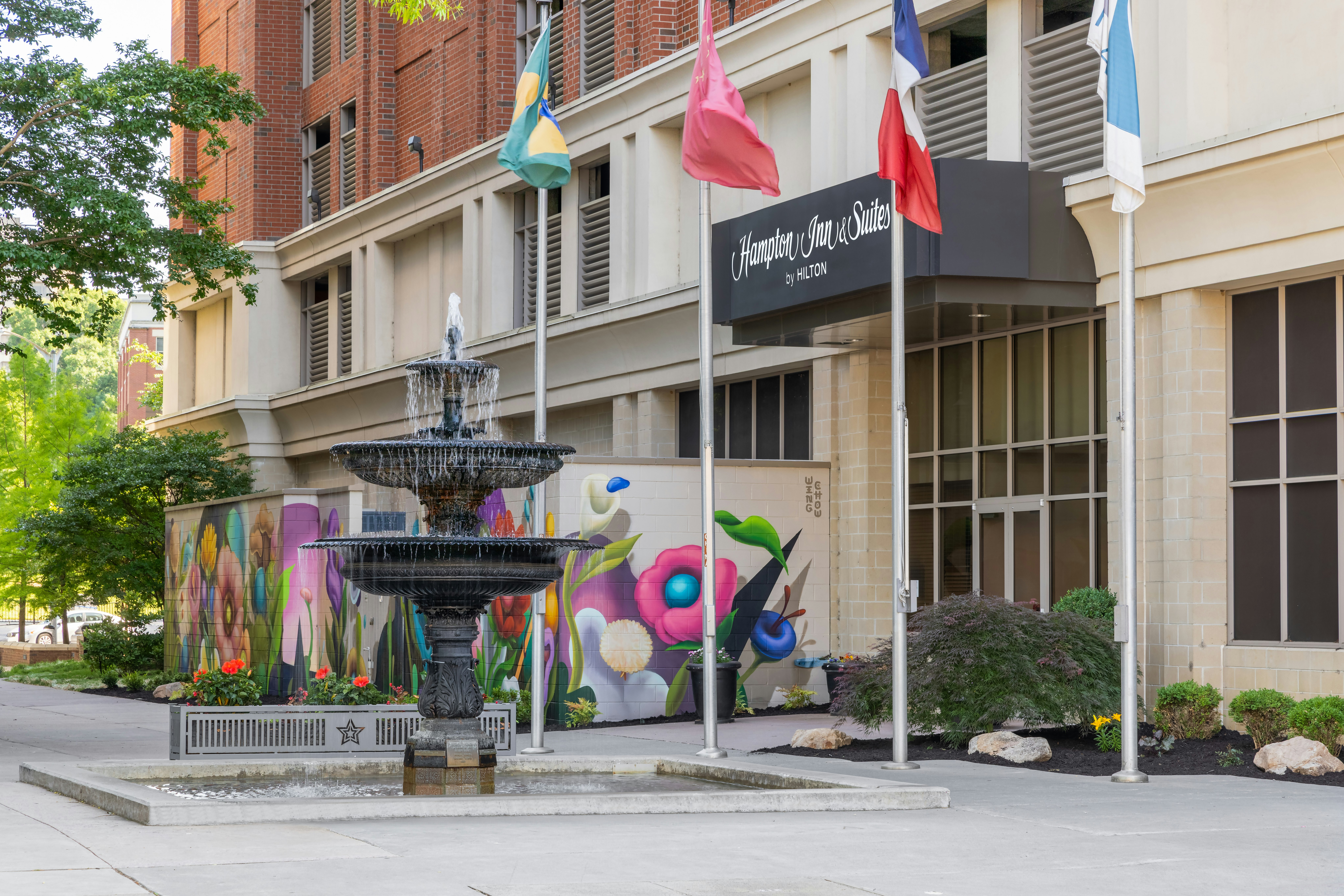 Hampton Inn And Suites Roanoke-Downtown 73/75