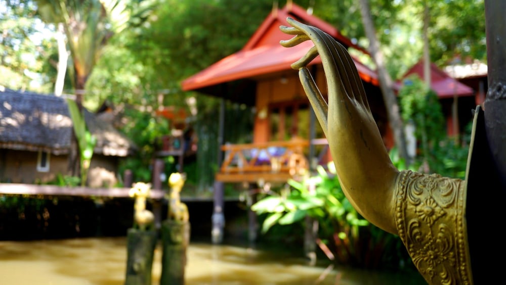 Pho Rak Nah Pai Hotel 45/48