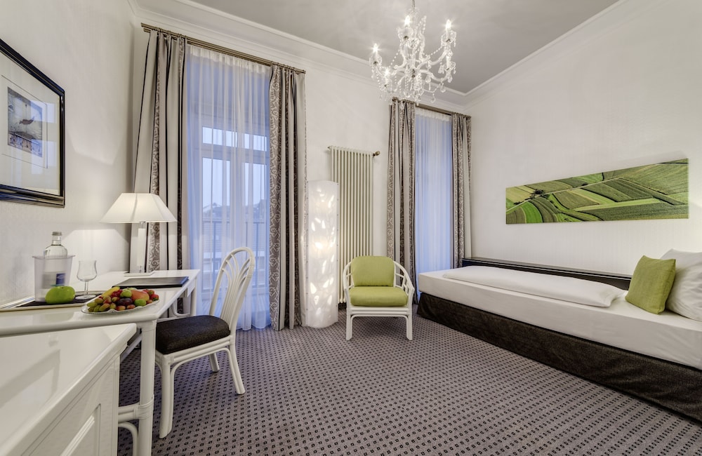 Hotel am Sophienpark 20/53