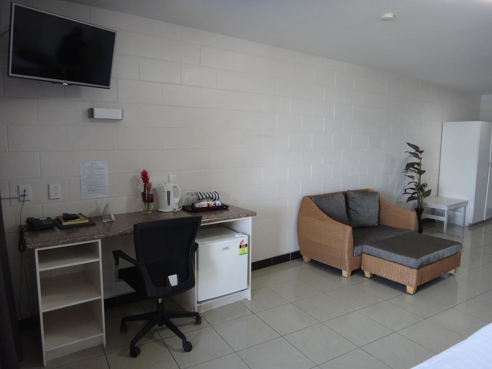 Amanaki Hotel 24/35
