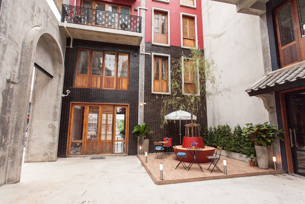 House Of Papa Bangkok 3/48