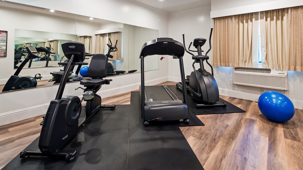 Best Western Plus Palm Court Hotel 21/42