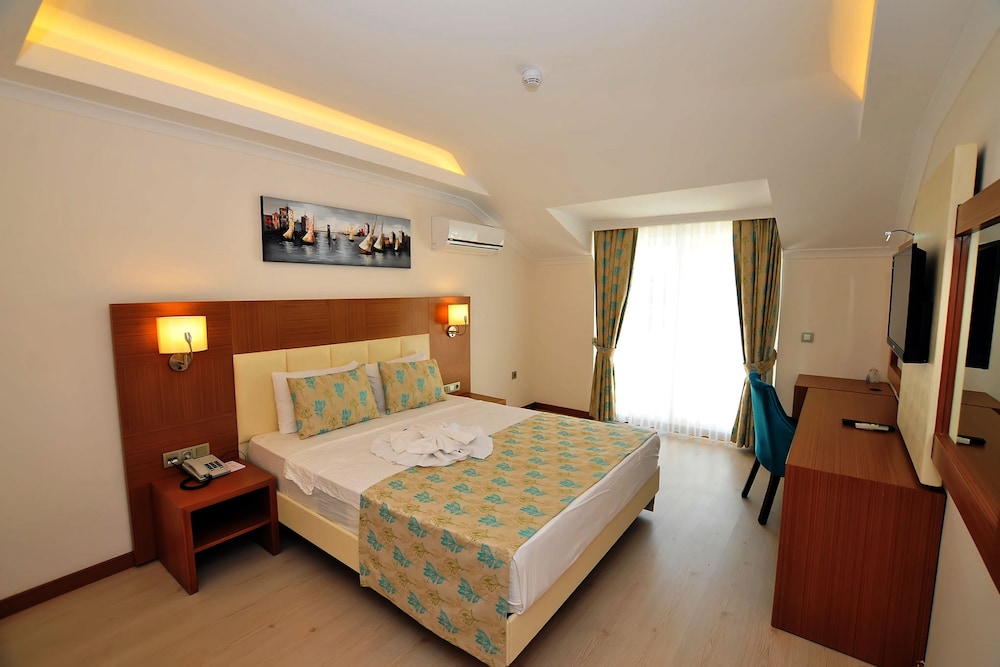 Yeniceri City Hotel 7/29