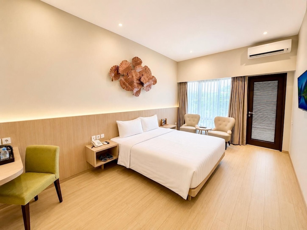 Grand Whiz Hotel Trawas Mojokerto 12/50