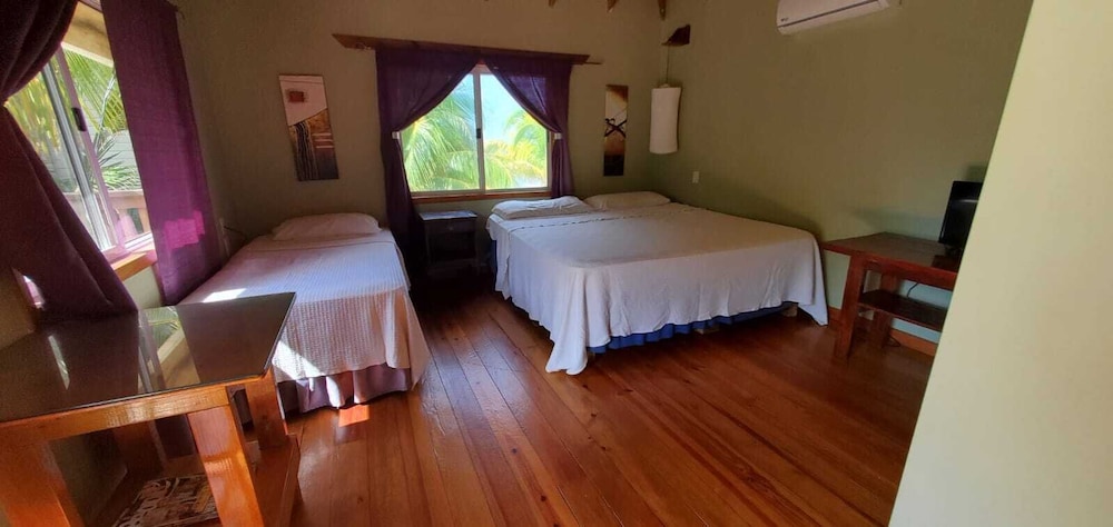 BASIC, DOUBLE BED, SEA VIEW