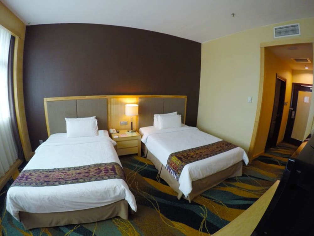 Imperial Palace Hotel 22/52