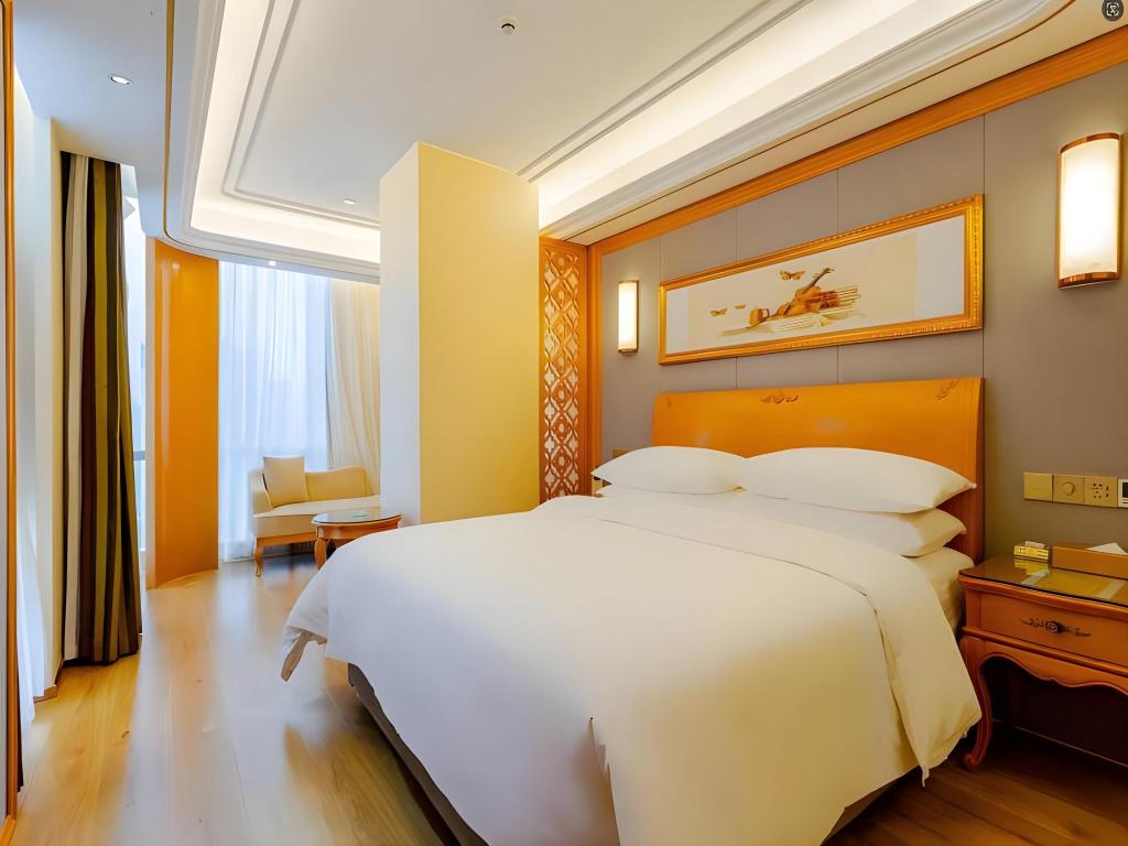 Vienna International Hotel (Kunming New Luosiwan, Vanke Charming City, Guangwei Metro Station) 29/52