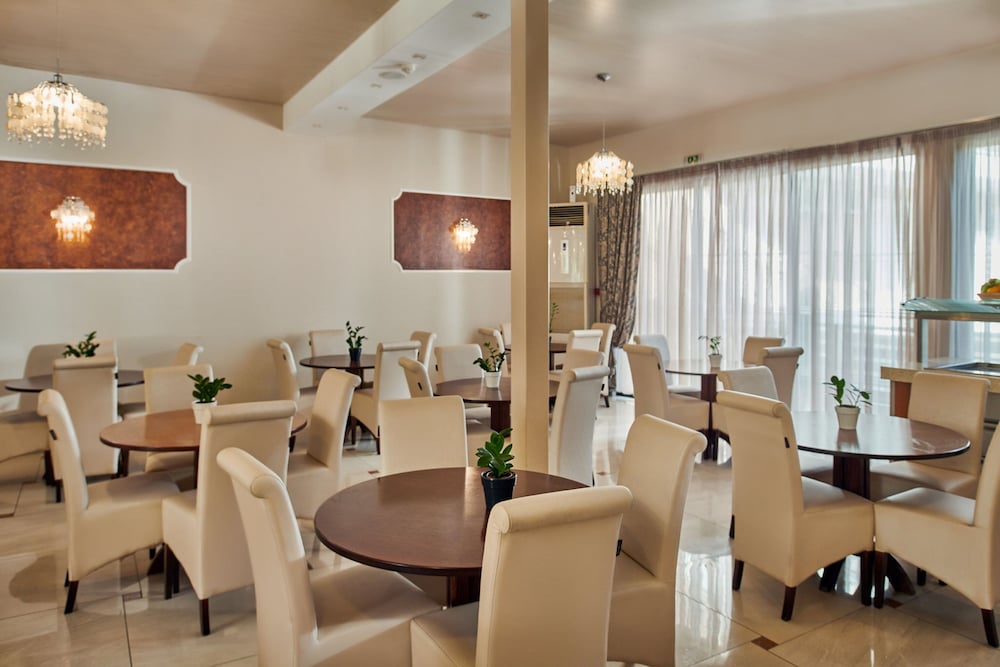 Altura Hotel Zakynthos 40/52