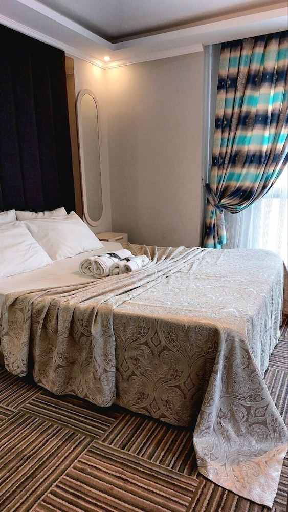 ALYA SUITE HOTEL 28/49